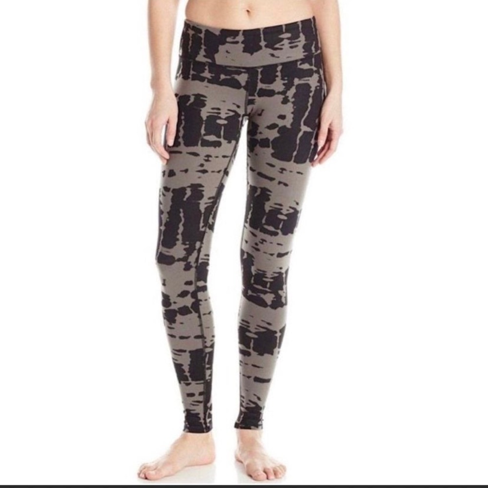 Alo Yoga Airbrush Leggings